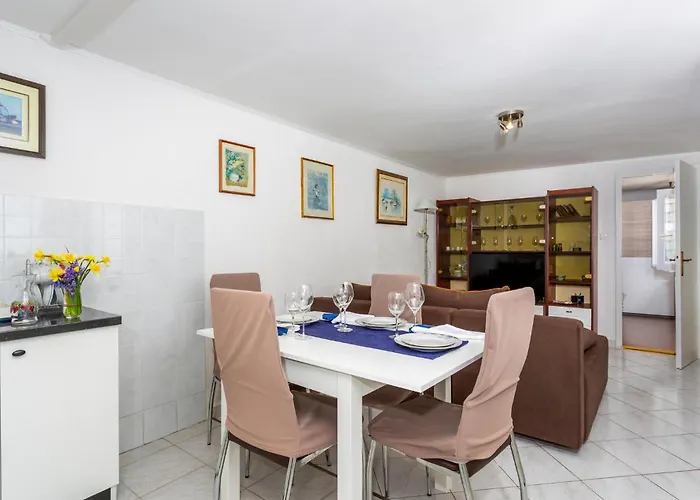 1 Bedroom Cozy In Kraljevica