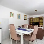 Cozy In With House Sea View Kraljevica